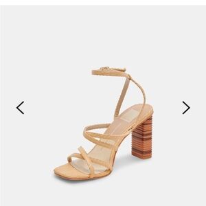 DOLCE VITA JENKO HEEL SIZE 6